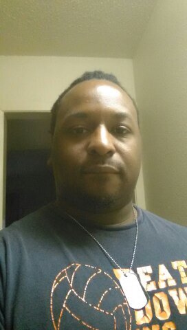 mhenley51's profile picture. 