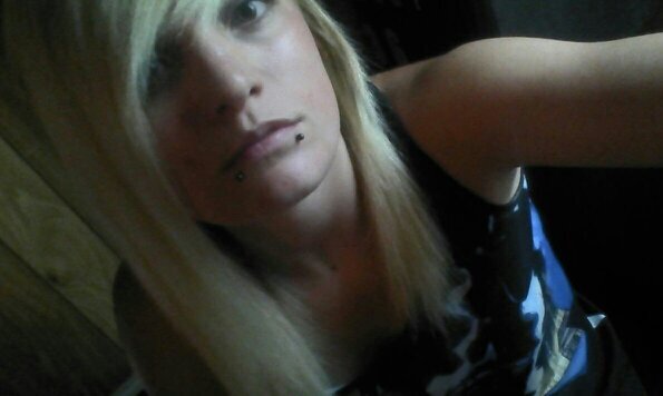 that_one_girl58's profile picture. Forever taken. Softball. Dubstep and heavy metal. Snowboarding. Zombie slayer. Music and partying. I love this amazing girl  @Music_Muncher17