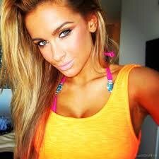 UntamedBaroness's profile picture. [Borrowing @EllieGonsalves' Face] Abigail McMorris - [Under Construction]