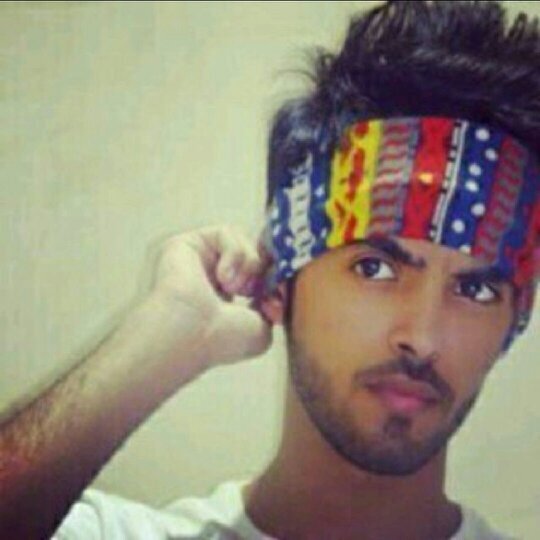 Born sultan♪
 From ksa ,study in Manchester