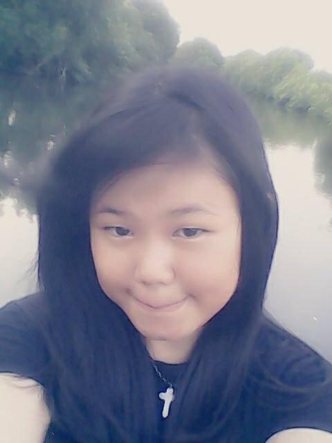 Hello ~
my name is yoshua (: . Hobby is playing basketball and play a computer game . I'm be a simple people . Thx ~