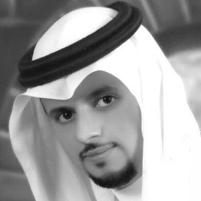 استشاري جراحة العمود الفقري consultant spine surgeon