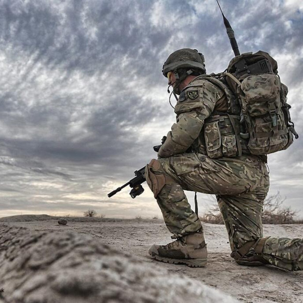 Official account of the military. Providing you with high definition photos of the U.S. Military. Gives us a follow!!