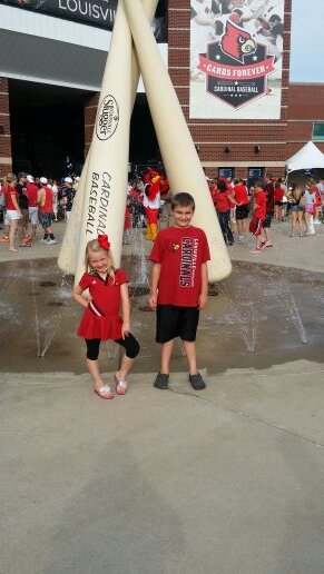 I'm Amy! Married to Alan for 19 years! Have two kiddos, Hayden (17) and Kinsley (13)!  We LOVE sports and THE Louisville cardinals!