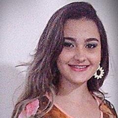 - Alegre, verdadeira, cheia de manias, ciumenta, cuidadosa, amorosa, carinhosa.. Casada com @MaxsonComando , filha dos melhores pais do mundo! ;)