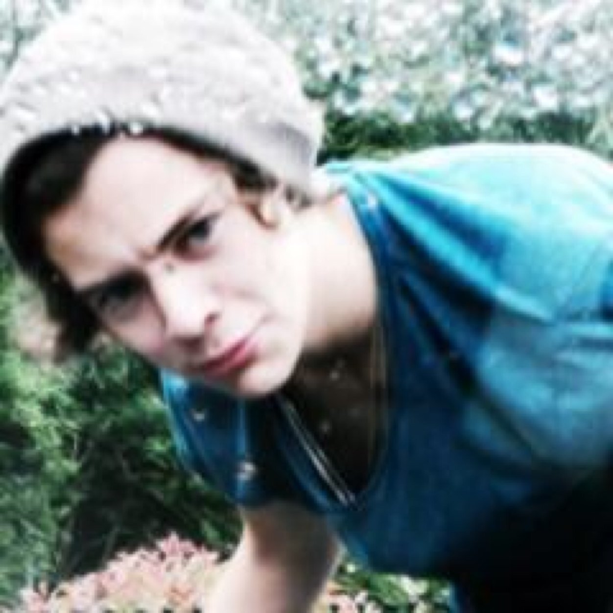 ❈idk man I just rly like that one with the curly hair❈