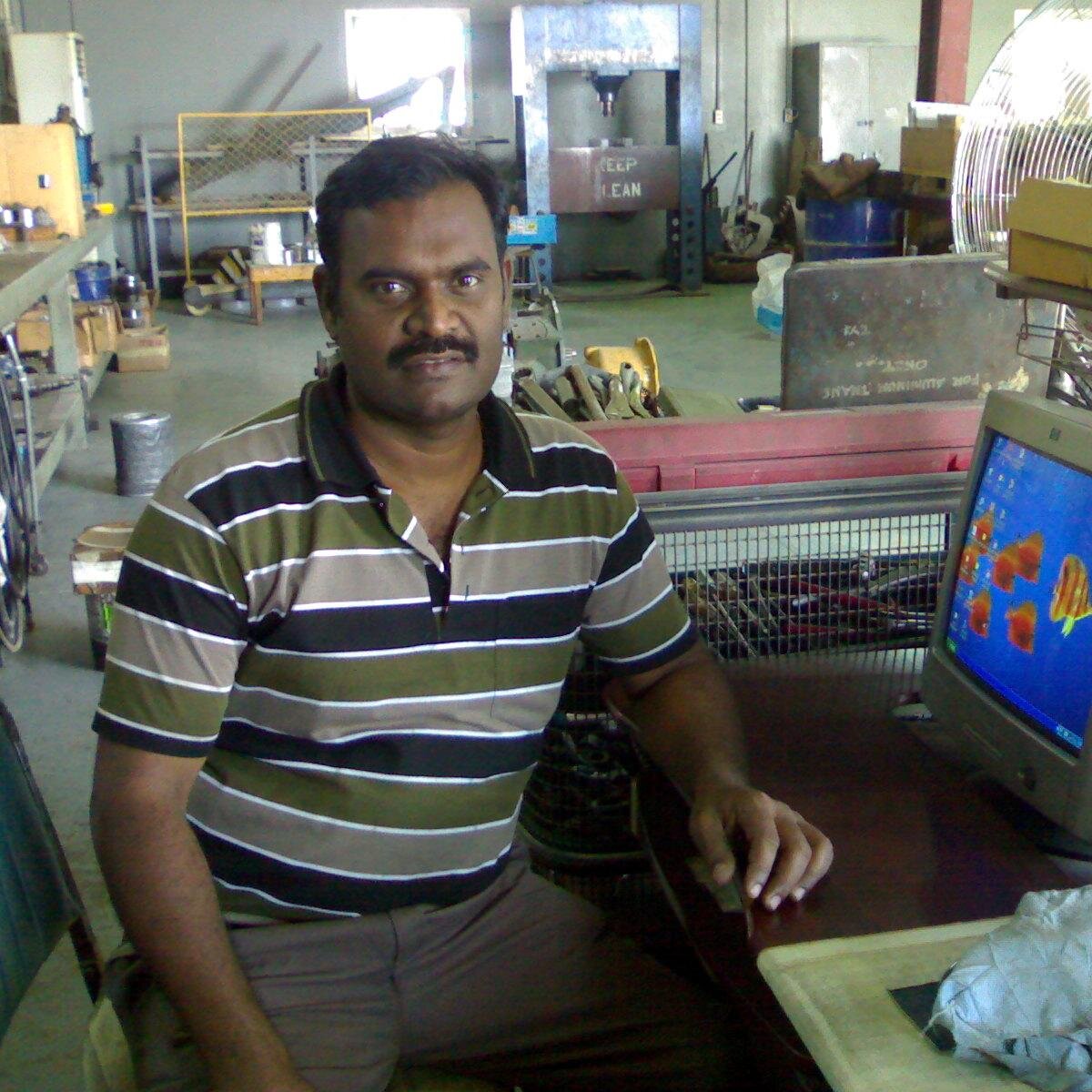 heavy equipment mechanic