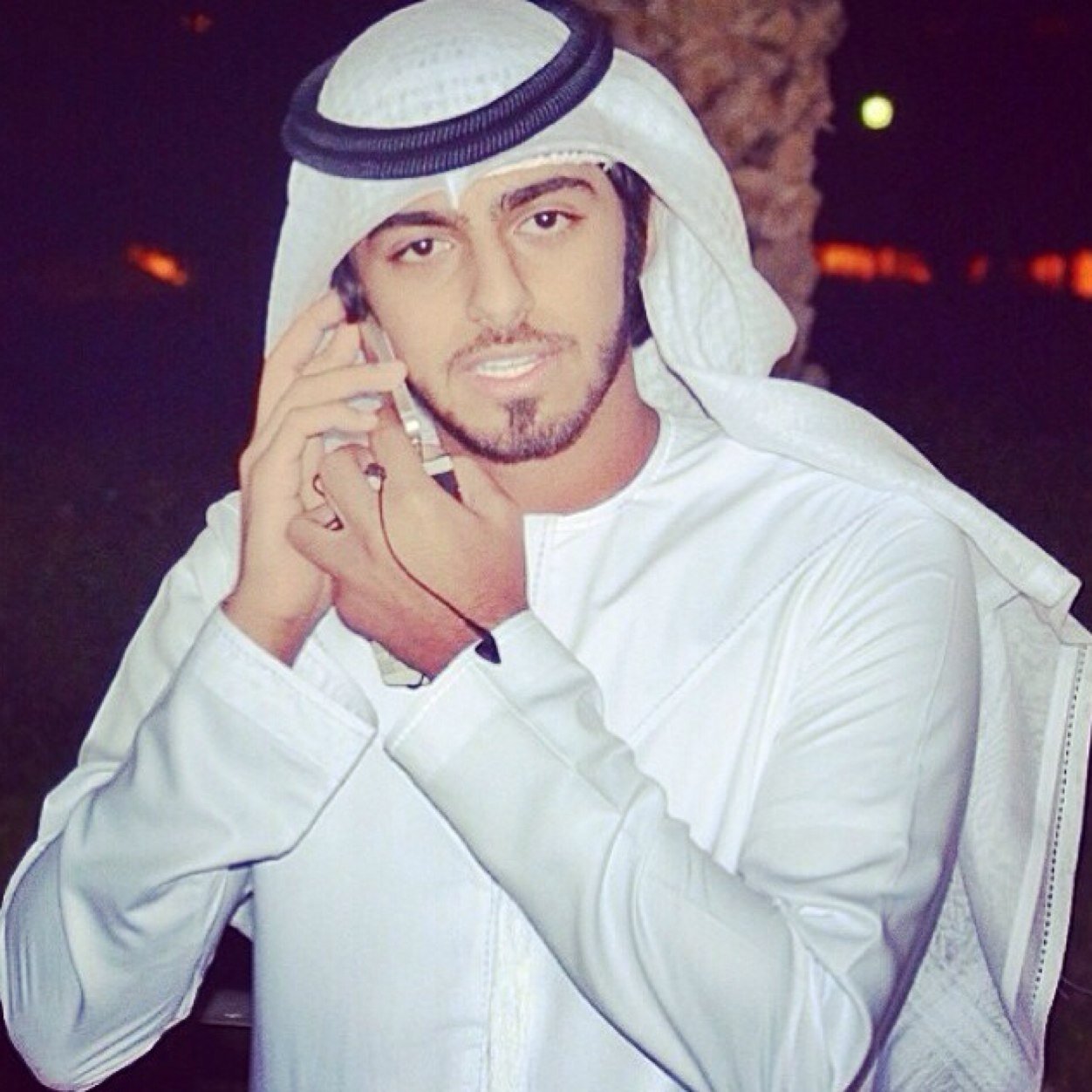 نصمت ، نتحمل ، نتجاهل لتسير حياتنا علي ما يرام.