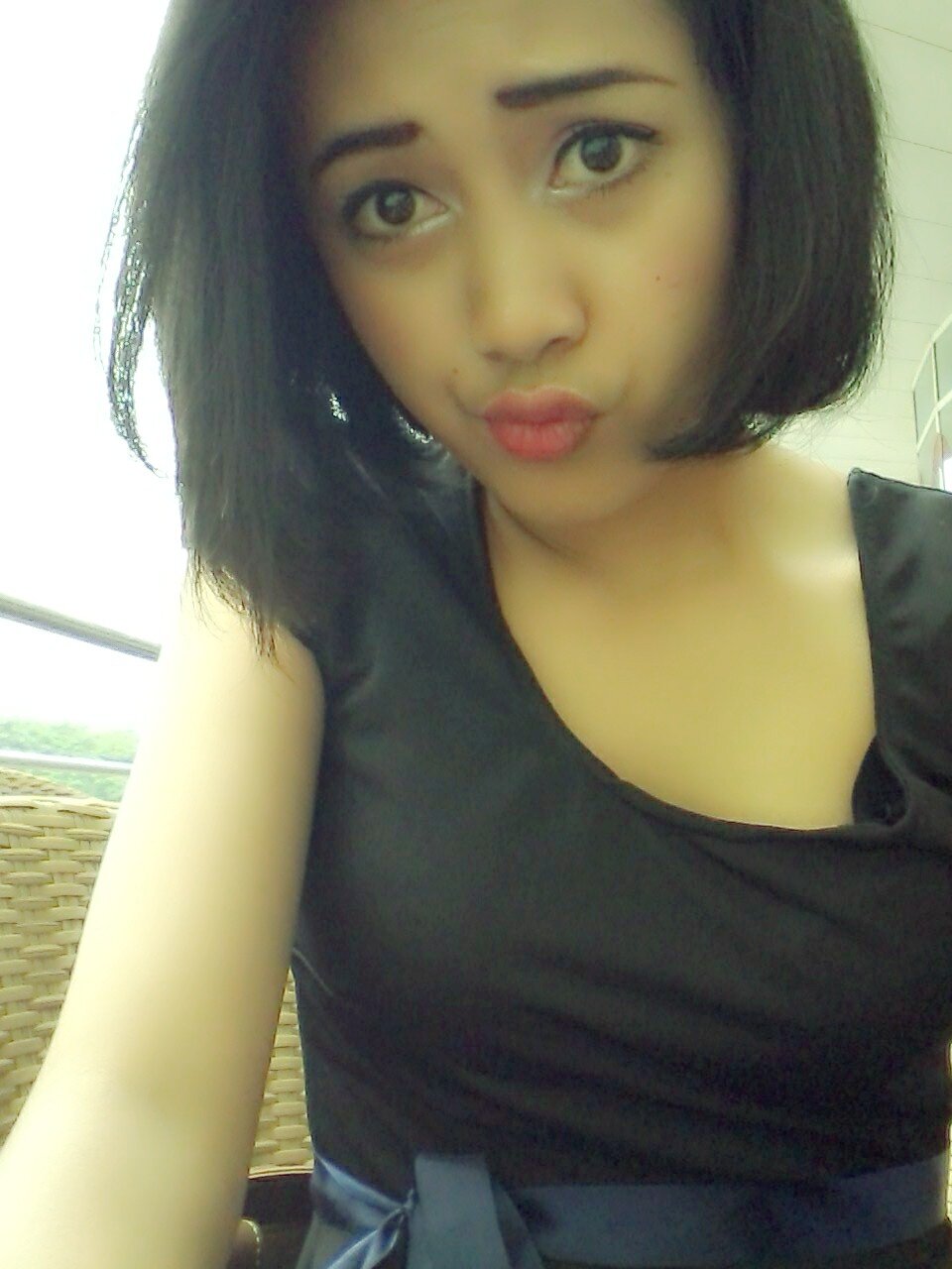 My Official Twitter | Mention:follback | Forever, I'll be my mom's only child | Flight Attendant Wanna be ♥