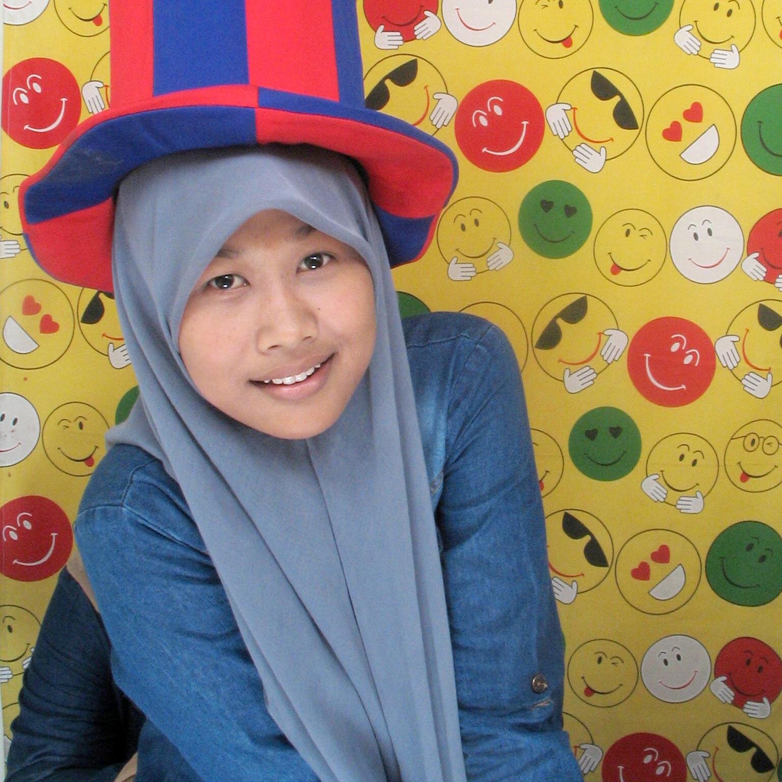 milaIzzah1's profile picture. Azizati Jamilah | grade XI | MAN Gresik | ALICIUS :* | sayang semuaaanya :))