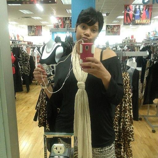 Social networking specialist wanting to strengthen the online exposure of others! See http://t.co/BpaP349c9V for my products and services!