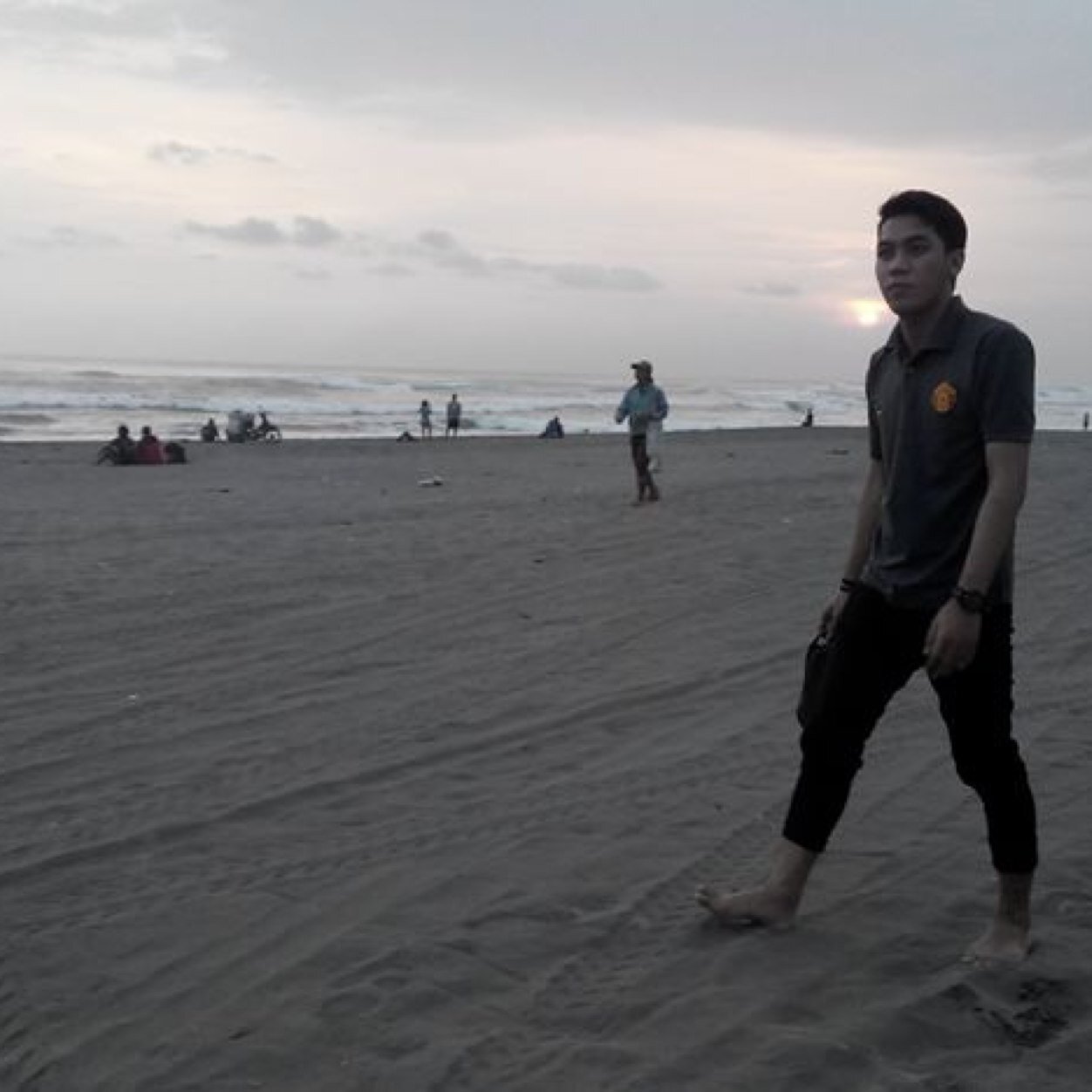 Informatics at Adhi Tama Institute of Technology, Freelance Keyboardist.... Life between Music & Informatics Magetan-Surabaya