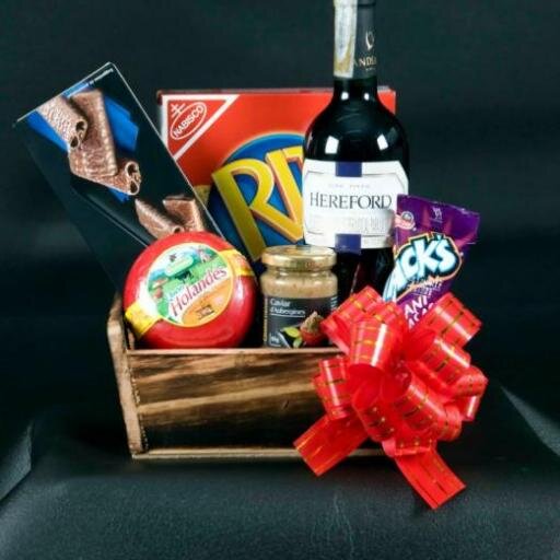 Somos una empresa familia, que trabaja con productos de calidad,y a cómodos precios