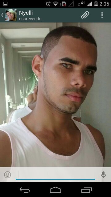 eu sou 1 kra legal q amo minha familiar