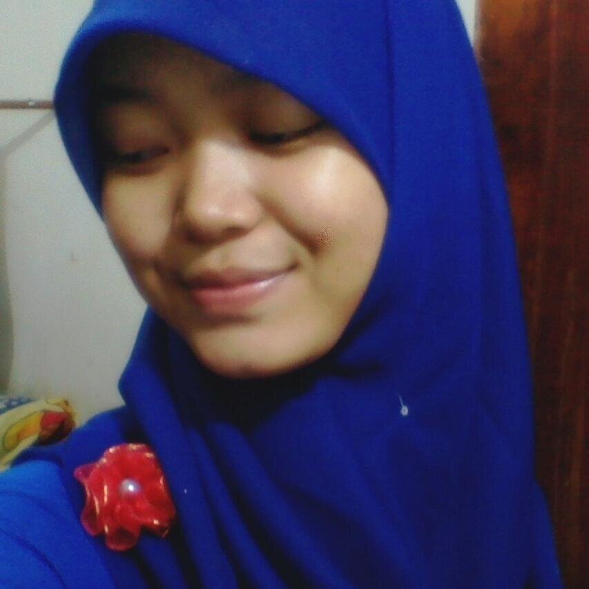 Hallo,I'm Laras..Follow me,and we'll be a good friend! thankyou :) :D