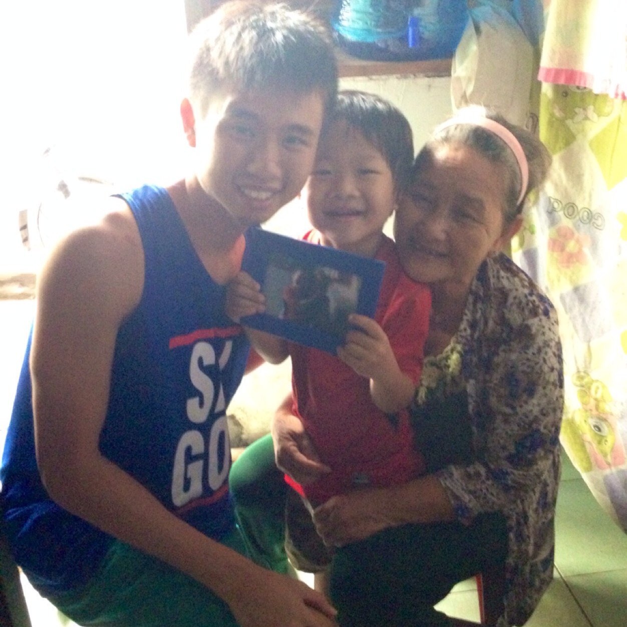 BenManasseh's profile picture. I run I read I take photos I backpack