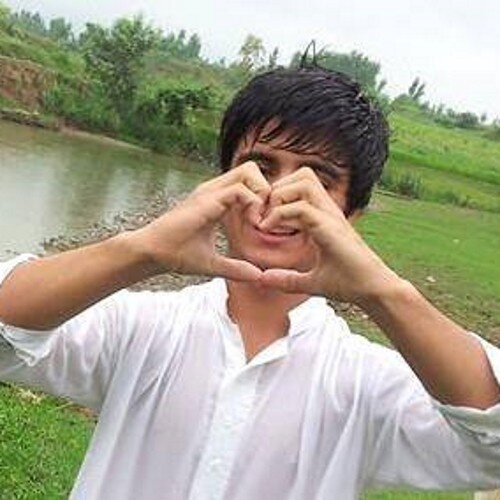 15 yearz old Talented Student and Alwayz Toper of the school......Just Because of prayer of my Parents..