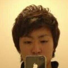 大学を休学してネットで事業を始め自由に生活する２０歳です。 お金や時間に縛られずに自分で自由に楽しく！