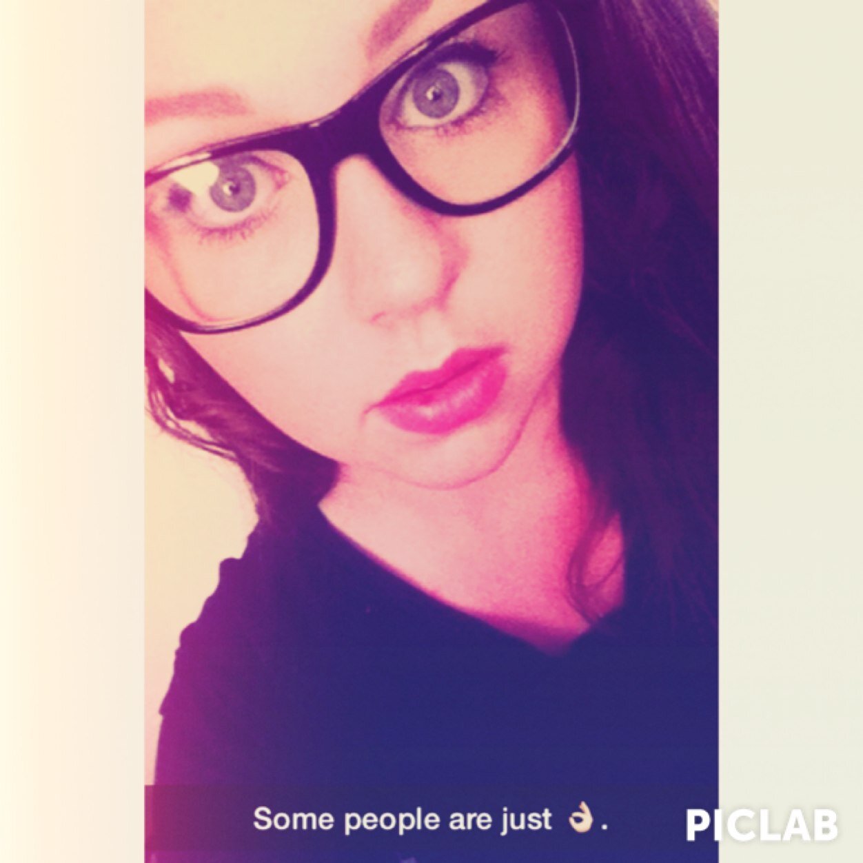 al_xxiiss's profile picture. lol, your not ansel elgort.