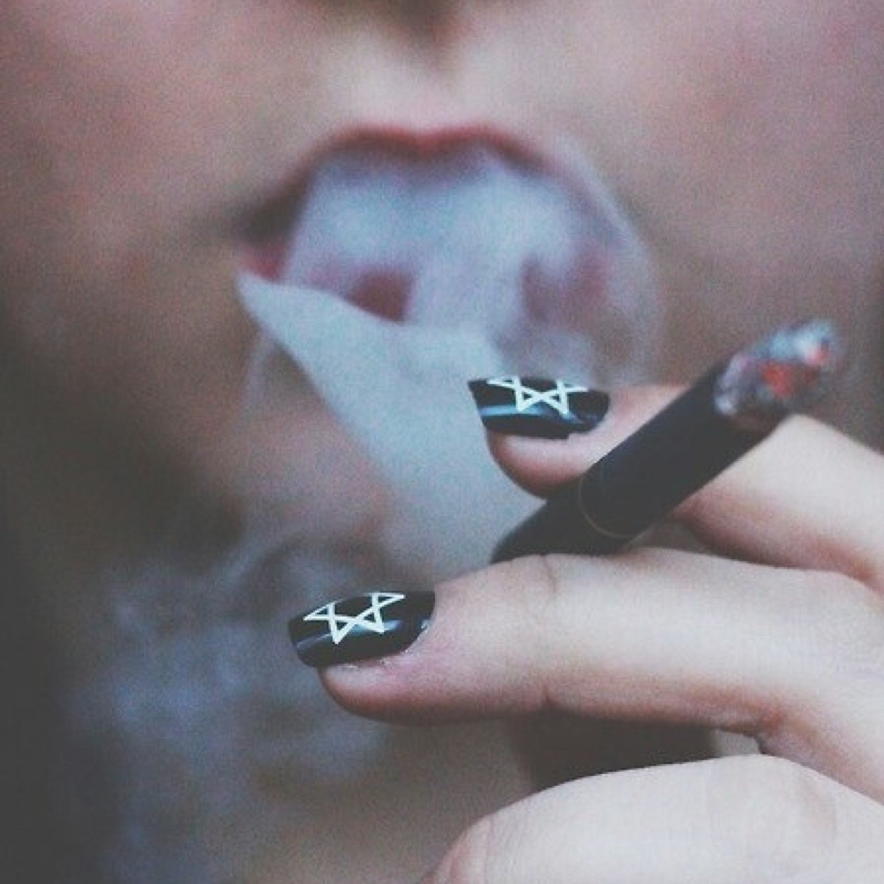 Instagram: kharmann1 ------------ Buisness: http://t.co/ThRFjR6tvB