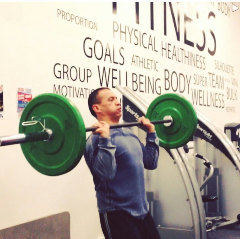Personal trainer, crossfit, kyokushin karate, fishermen. love life