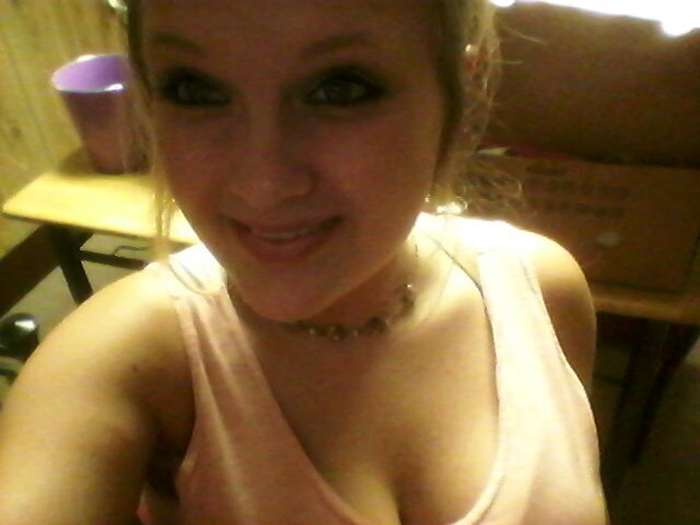 17, love life and the people in it :)
