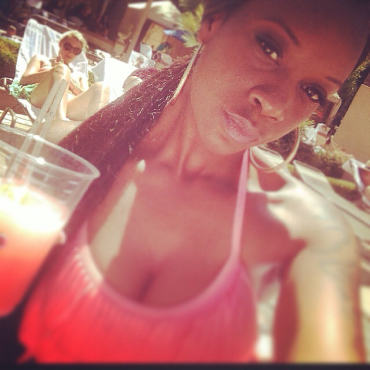 Jus a young ladyy makin it, 
I fell in love w/ Mary jane 
Instag: Beautifulpicturee_ follow me