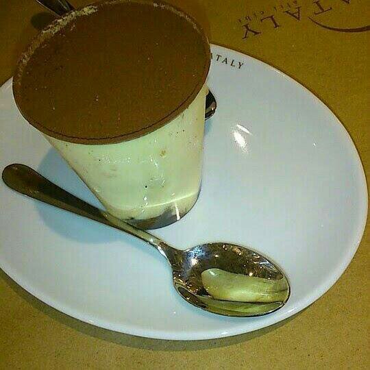 emreerkals's profile picture. 