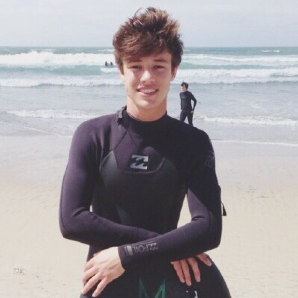 free follow so please follow @snugglemecam