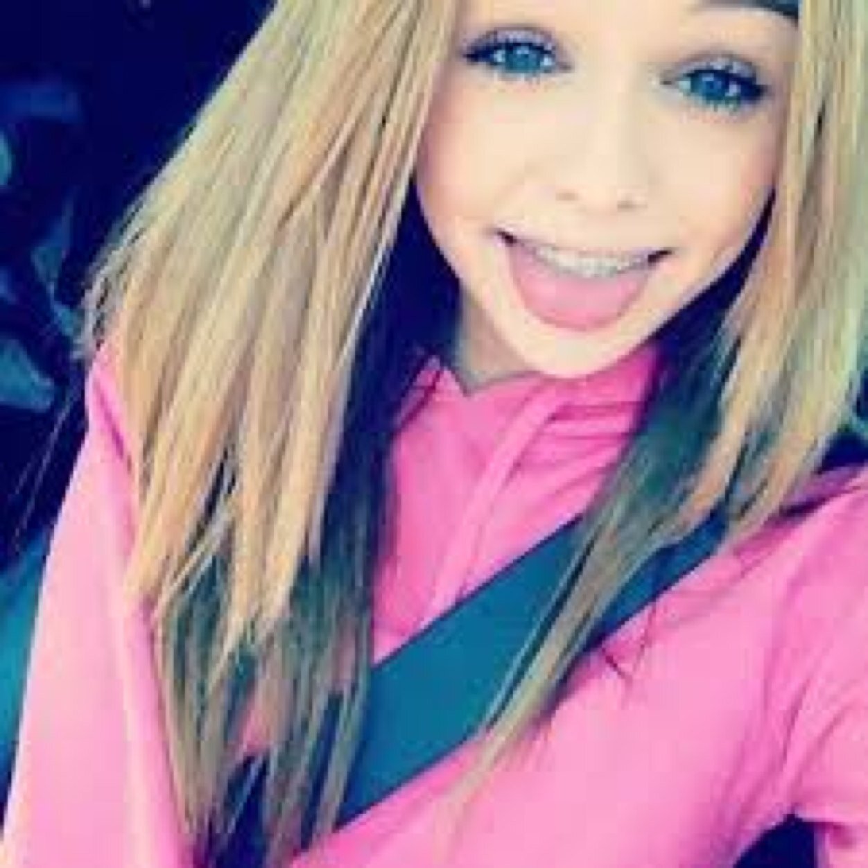 Age:16 /fun life american flag❤️single/looking