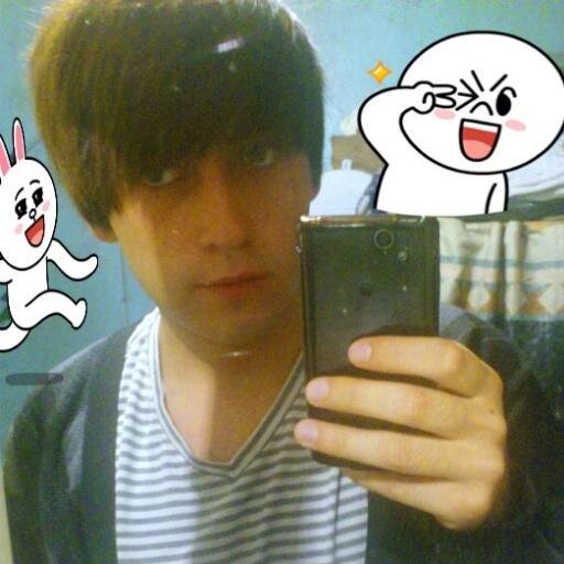 hello, I'm Adrián, I Live in Chile, I'm 21 years old
I love Kpop. I'm really fans of 2pm and U-kiss
2PM 3
U-Kiss