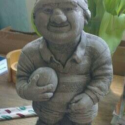 alecpils's profile picture. 