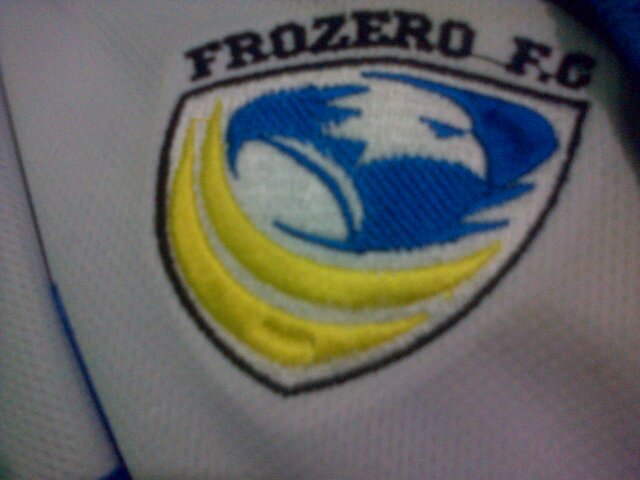 Official twitter Of Frozero Fc futsal team Banjarbaru | Coach: @TrimarjinalkaN | We born TO WIN !!! |
