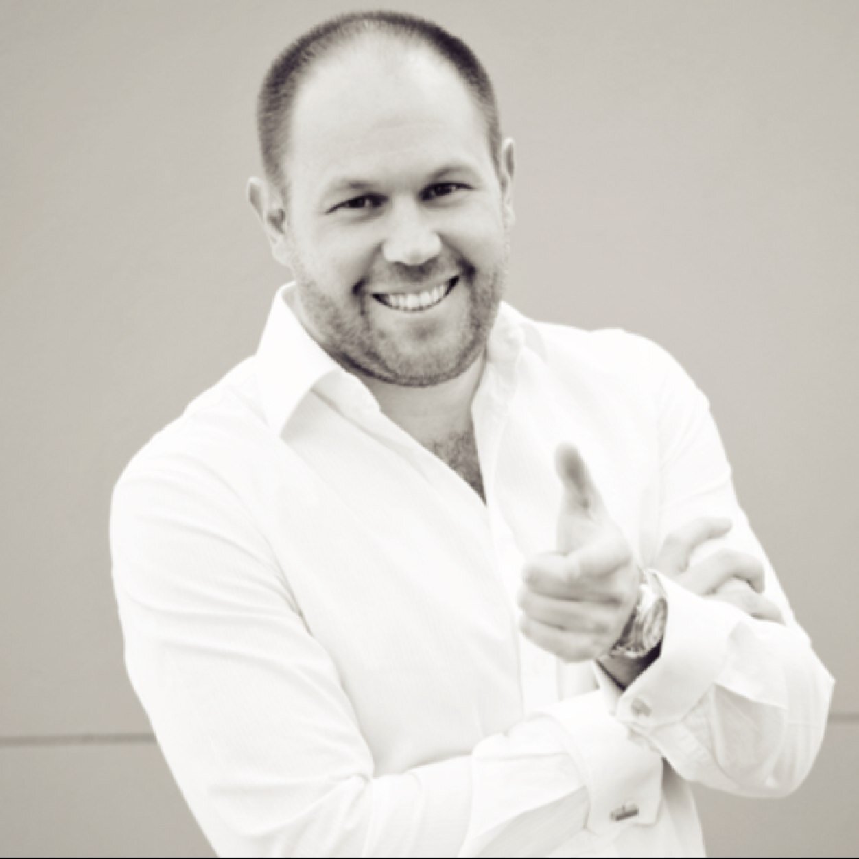 Entrepreneur. Tech Lover. Networker. Nice Guy