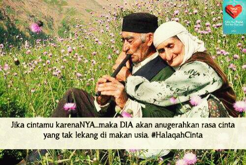 Akan sia-sia apa yang diusahakan seseorang tanpa landasan ALLAH,  bisa jadi didunia berhasil!  Tapi tidak untuk diakhirat.  #CekFavorite