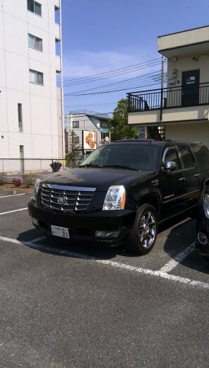 CADILLAC ESCALADE ESV　２１３ MOTORING