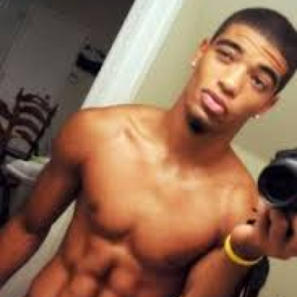 pattyfineeee's profile picture. Follo me ladies I follow back❤️
#20Fineeeeeee❤️