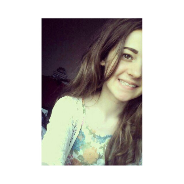 | 16 | Niall pls be my 1/5 Luke pls be my 1/4