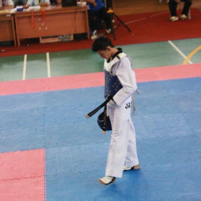 KEKUATAN SEORANG PRAJURIT TIDAK LAHIR DARI KESENANGAN MELAINKAN PENDERITAAN PANJANG YANG DIHADAPINYA DENGAN TEKUN!!!
