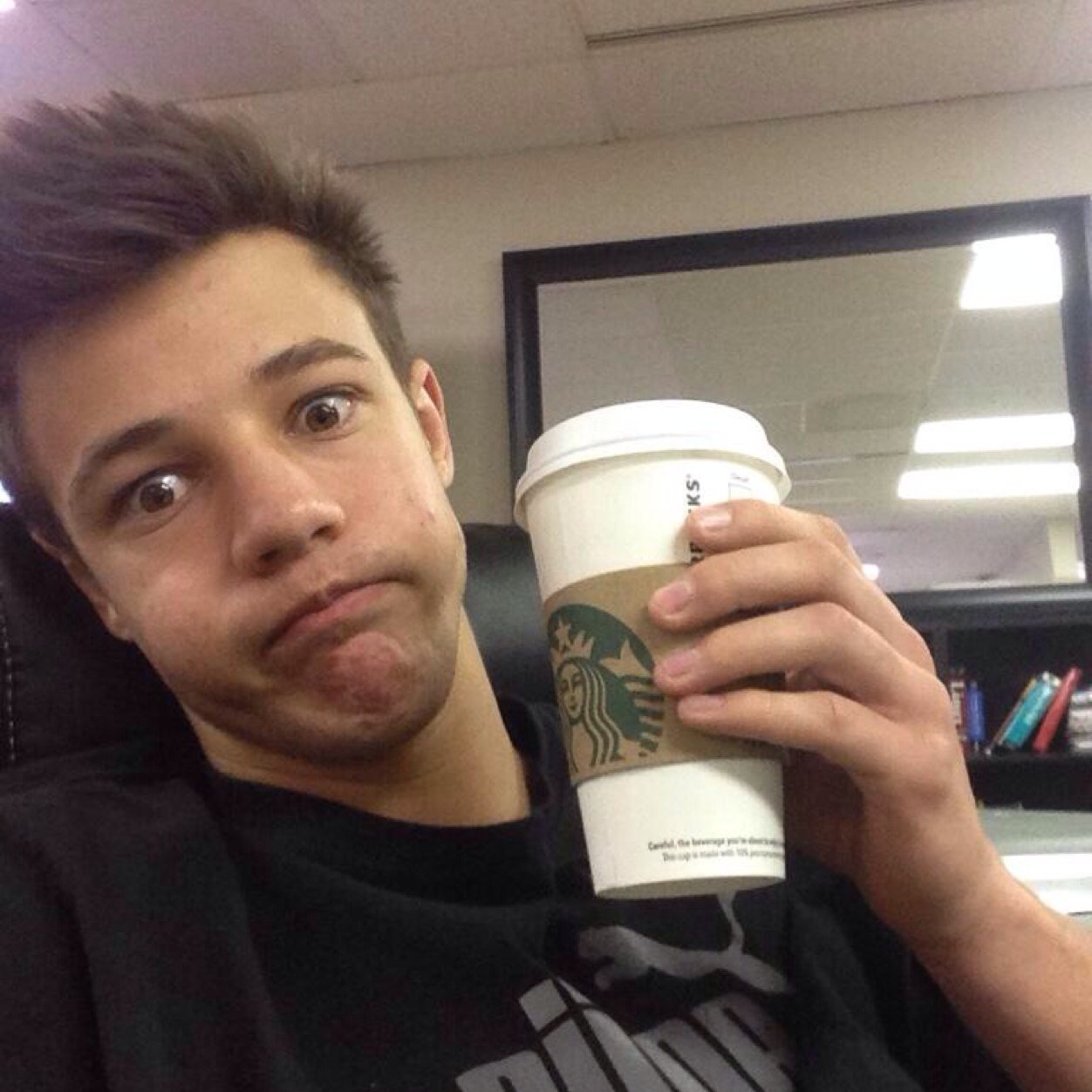 ZAYMMM BAE !! ❤️ follow me i follow back
Cameron, matthew, nash, jack , jack, carter, shawn,arron, taylor please follow me baes