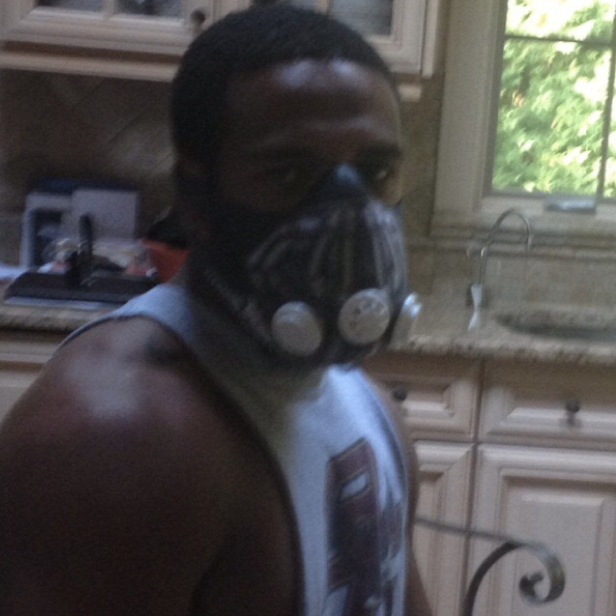 LyleBoogie's profile picture. Chasin my dreams full speed and helpin others achieve theirs along the way.