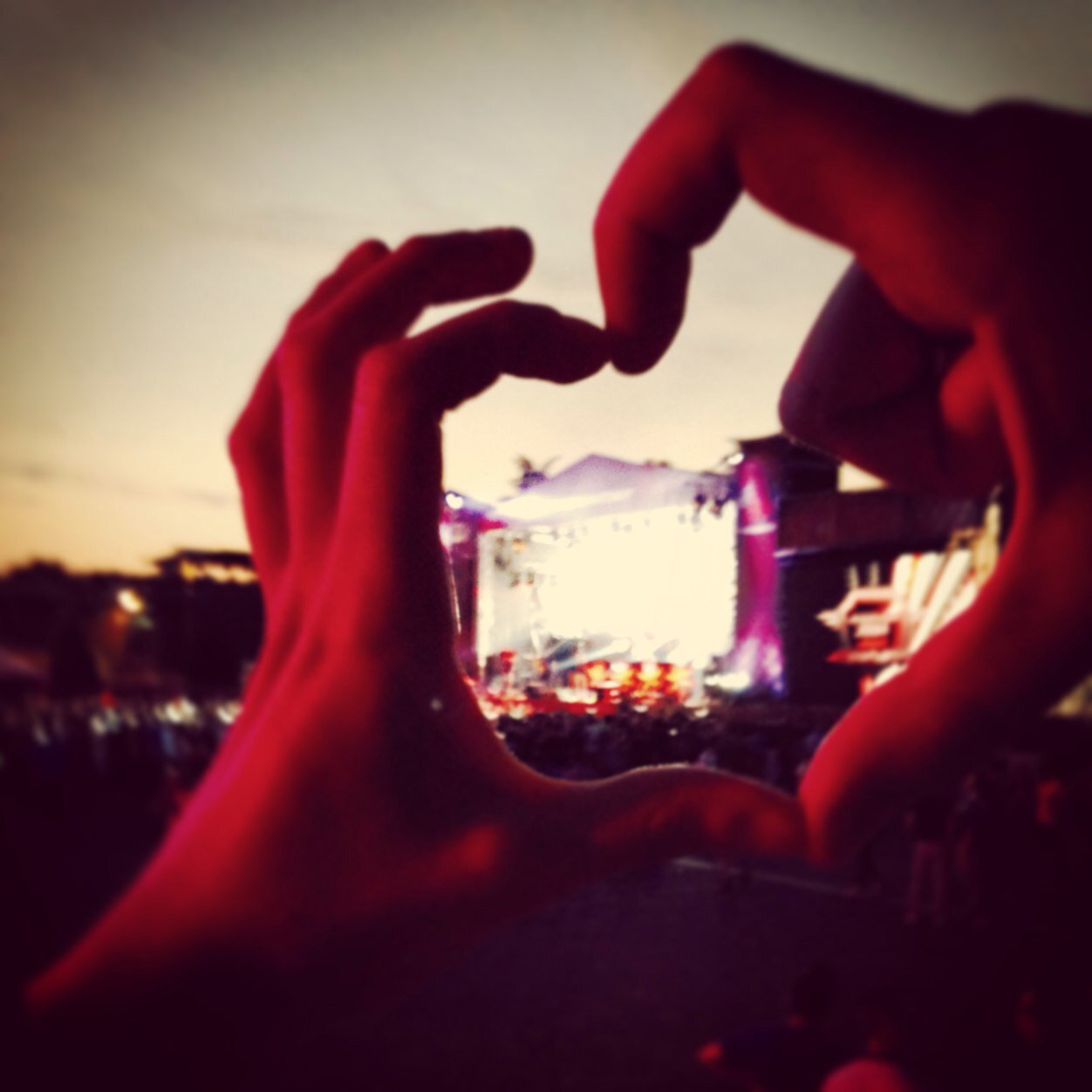 shin85's profile picture. Japanologist, passion for technology. Spasmodic love for Ice Hockey, Snowboarding and beer.