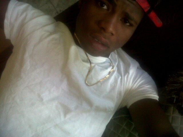 . QveenMad'Max|| Wiife Here Ahnno Esjhiaa ||Follow Back @xoxo_Seran ♛|| 09-10-13♛