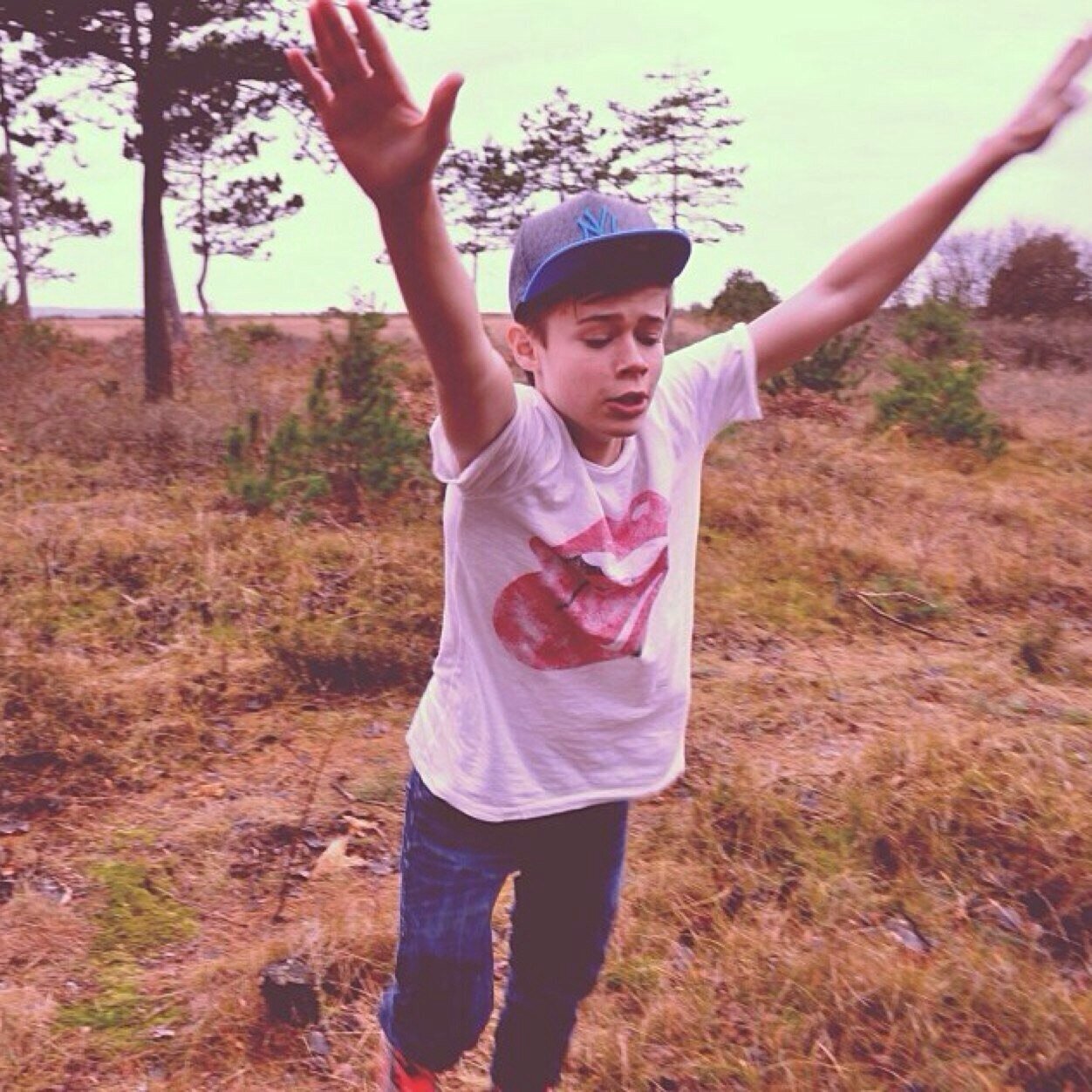 The_osvald's profile picture. He follows| Answered: 6| RT: 6| Fav: 6| dm: 1