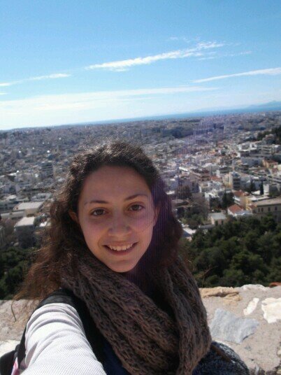 Aceptame tal y como soy, mi unica regla. She's a natural disaster. Ser feliz es lo primero que tengo en mente.