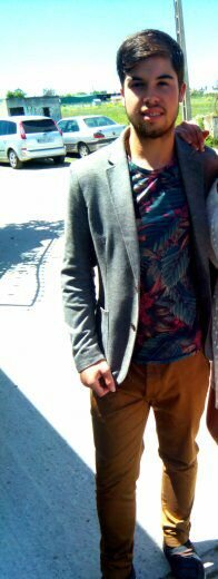 sergiovlazquez's profile picture. solo son seis cuerdas tío.. solo seis cuerdas que soportan mis enfados y mi furia. Nada ni nadie me lo podrá quitar tan solo con un rato mi vida se para..