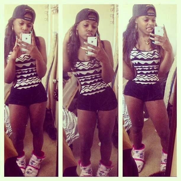 my name IS Desiree roc'sbestfreind hi this is my one and only twitter thank you :) insta @desireedezahee ROC owns thank you #taken kik me DoubleDeezup in