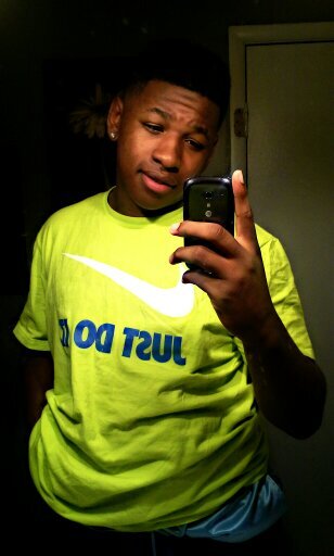 I Hoop , Play Football & Basebal . Im Single , & Funny FWM