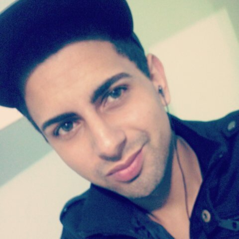 Quem sou eu? Acho melhor você descobrir ;)