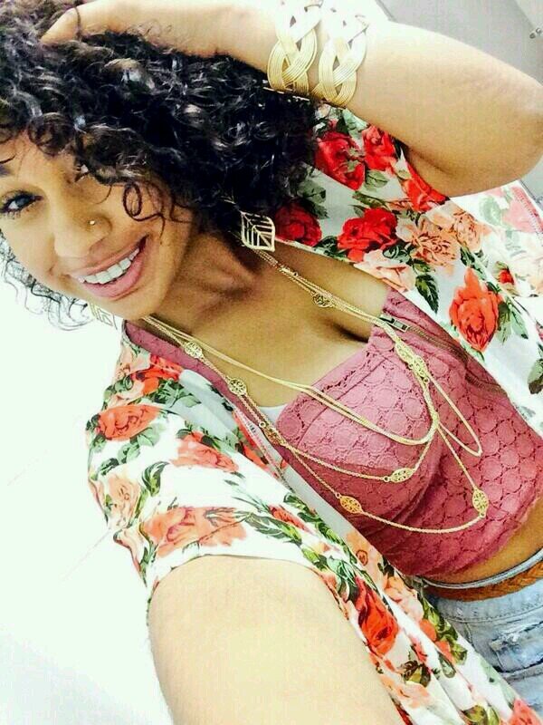 my official page others fake. to pretty to be hurt. Chania all the way down.143